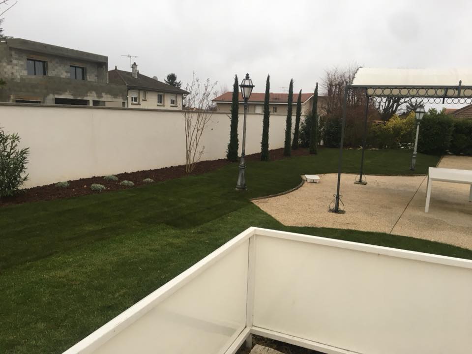 Entretien d’espaces verts Bourgoin